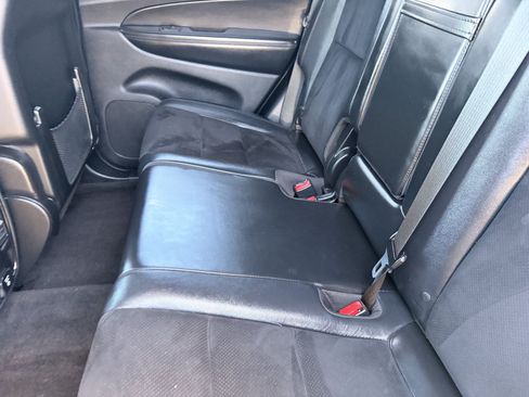 Used 2018 Jeep Grand Cherokee Altitude RWD image 15
