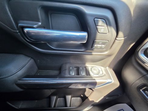 Used 2021 Chevrolet Silverado 1500 LTZ w/ LTZ Premium Texas Edition AWD/4WD image 16