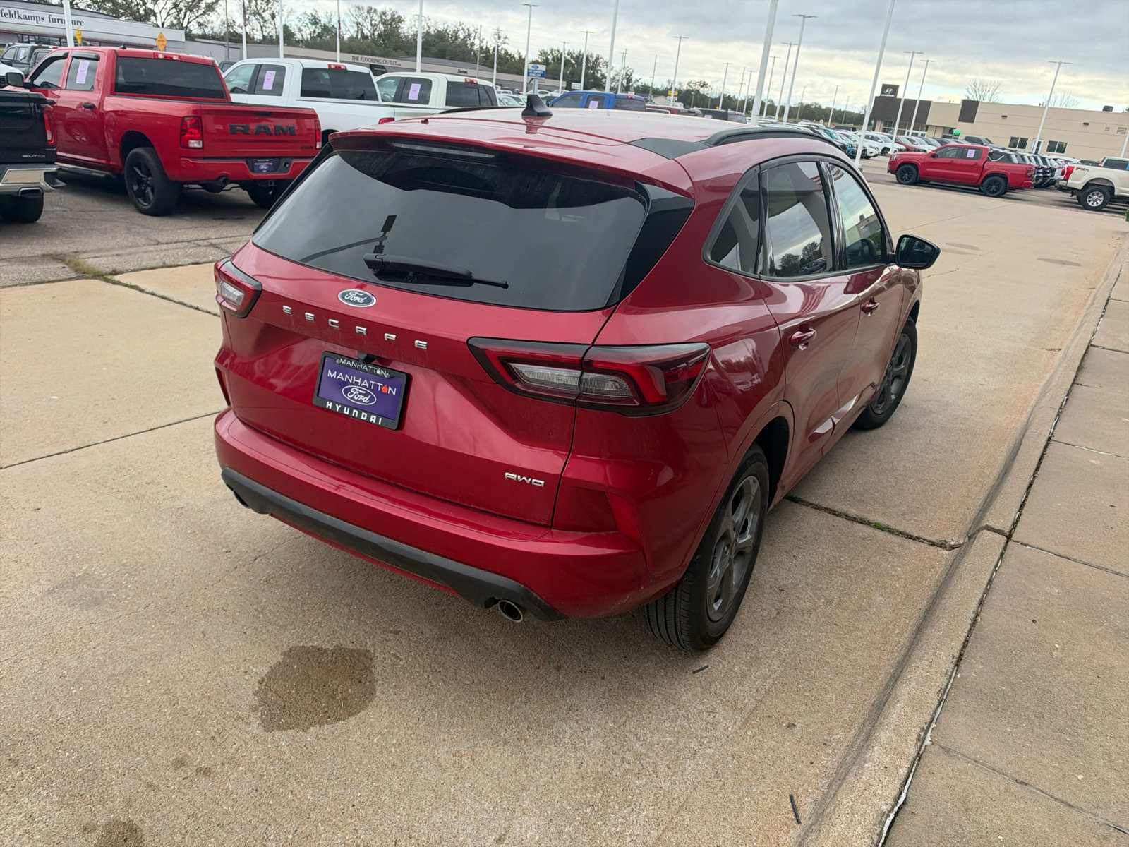 Used 2024 Ford Escape ST-Line AWD/4WD image 6