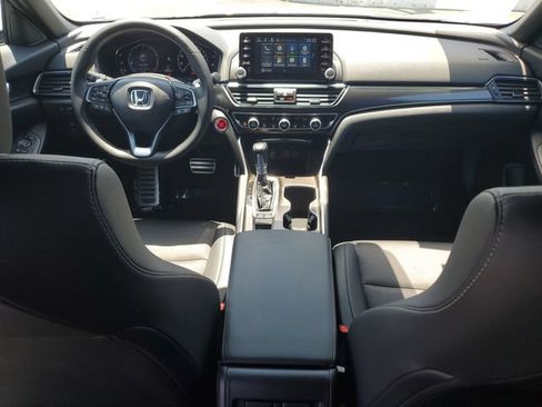 Certified 2022 Honda Accord Sport image 10