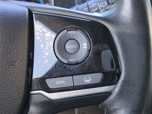 Used 2021 Honda Pilot Touring image 31