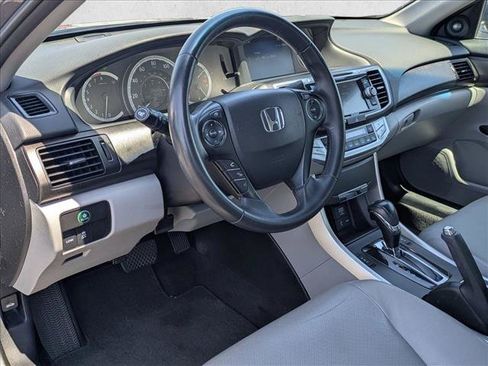 Used 2015 Honda Accord EX-L image 10