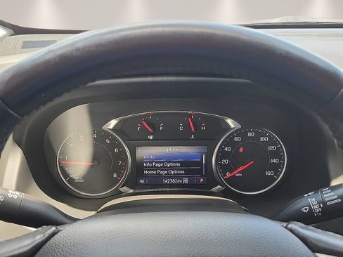 Used 2020 GMC Acadia SLT w/ Premium Package AWD/4WD image 17