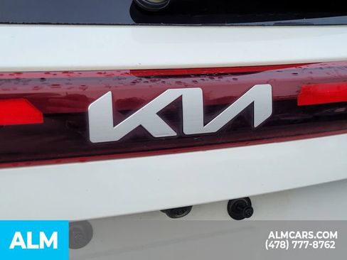 Used 2025 Kia Seltos EX w/ EX Sunroof Package image 10