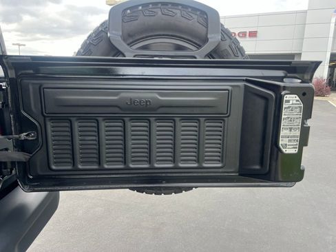 Used 2025 Jeep Wrangler Backcountry 4xe AWD/4WD image 48