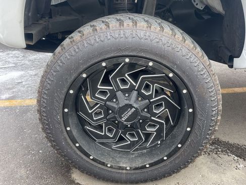 Used 2022 Ford Ranger XLT w/ Equipment Group 302A High image 11