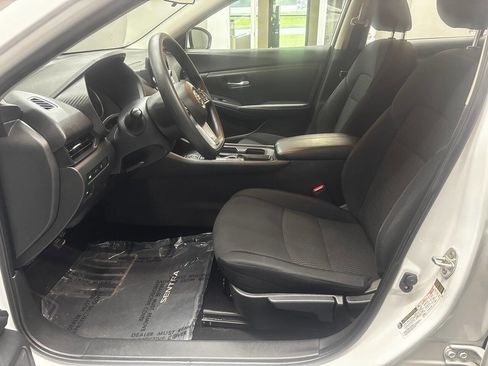 Used 2022 Nissan Sentra S FWD image 3