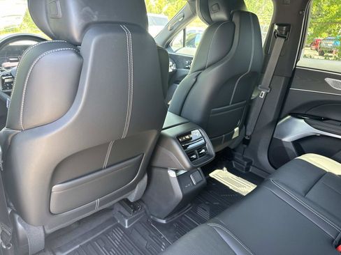 New 2026 Cadillac Lyriq V w/ LPO, Floor Liner Package AWD/4WD image 12