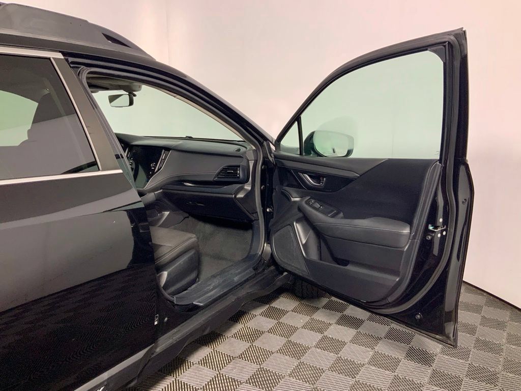 Used 2020 Subaru Outback Premium AWD/4WD image 29