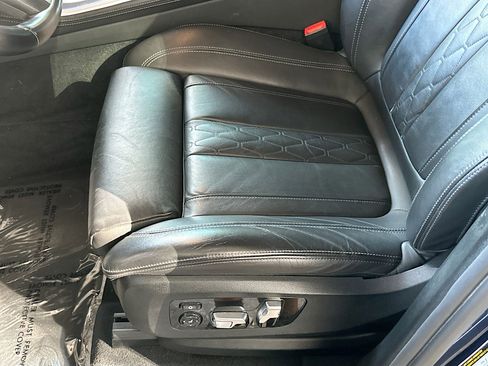 Certified 2022 BMW X5 sDrive40i w/ M Sport Package image 19