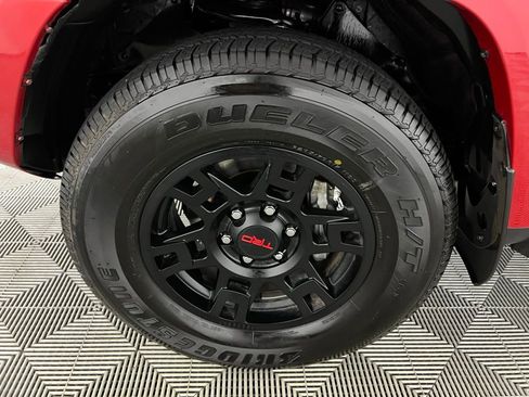 Used 2021 Toyota 4Runner Venture image 12