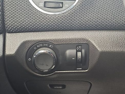 Used 2011 Chevrolet Cruze LT FWD image 20