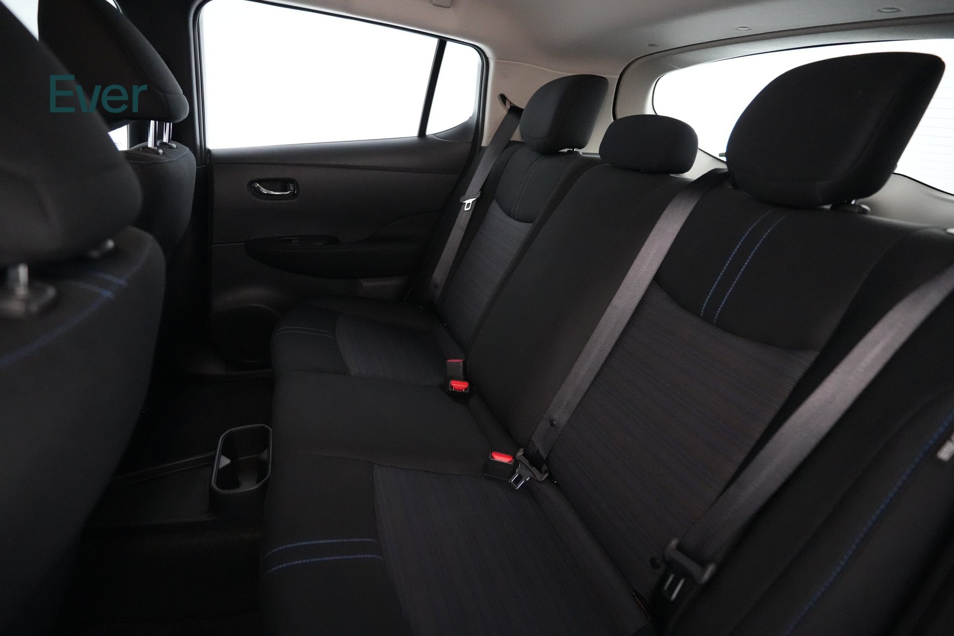 Used 2025 Nissan Leaf S FWD image 24