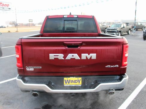 Used 2025 RAM 1500 Laramie AWD/4WD image 7