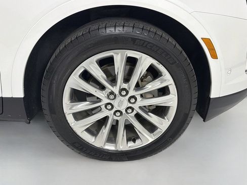 Used 2018 Cadillac XT5 Platinum w/ Driver Assist Package AWD/4WD image 35