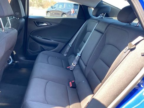 Used 2023 Chevrolet Malibu LT FWD image 18