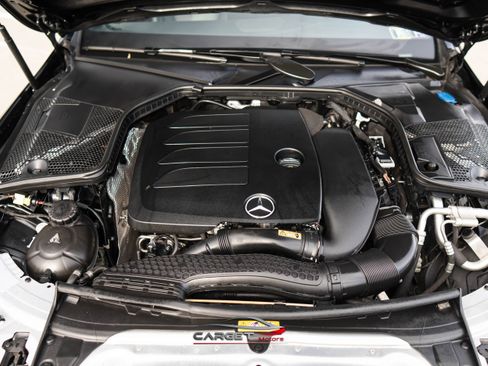 Used 2020 Mercedes-Benz C 300 4MATIC Sedan image 40