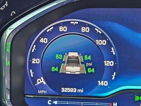 Used 2025 Chevrolet Silverado 2500 LTZ w/ LTZ Convenience Package AWD/4WD image 11