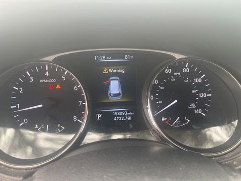 Used 2016 Nissan Rogue SV FWD image 9
