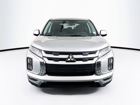 Used 2025 Mitsubishi Outlander Sport ES image 2