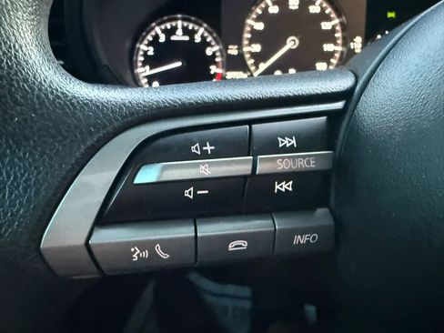 Used 2022 MAZDA MAZDA3 Sedan FWD image 26