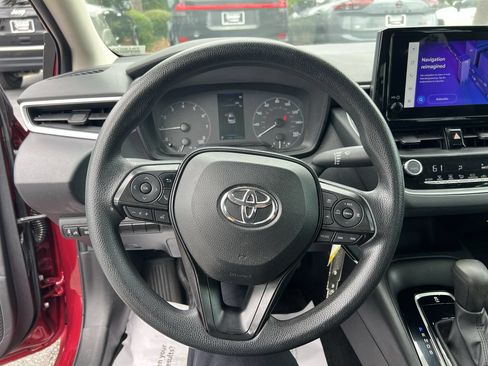 Used 2024 Toyota Corolla LE FWD image 18