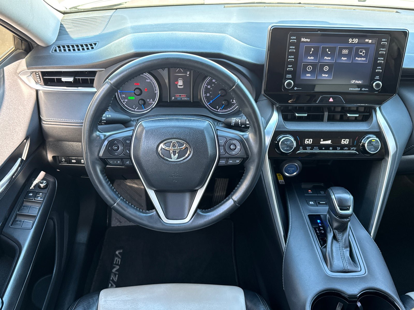 Used 2021 Toyota Venza LE w/ Carpet Mat Package (TMS) AWD/4WD image 22