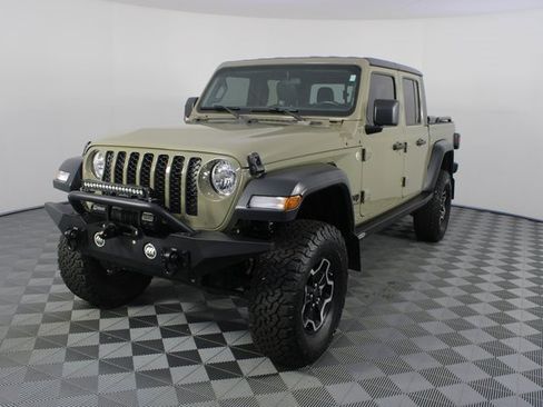 Used 2020 Jeep Gladiator Sport w/ Quick Order Package 24S image 20