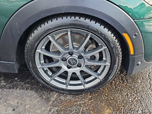 Used 2018 MINI Cooper S image 23