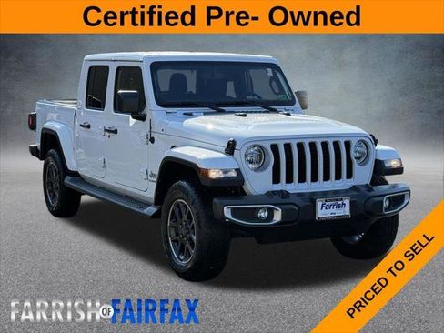 Certified 2022 Jeep Gladiator Overland w/ Trailer Tow Package image 1