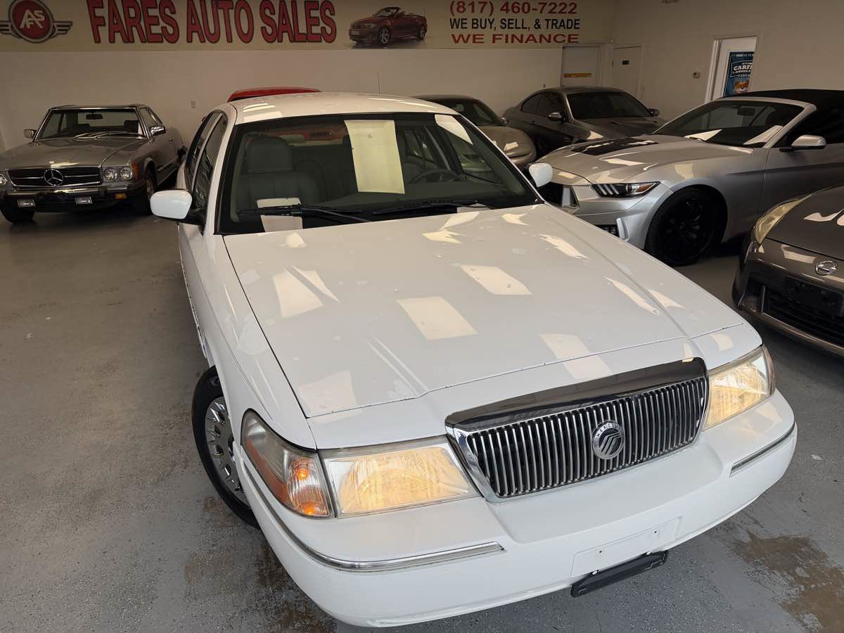 Used 2004 Mercury Grand Marquis GS RWD image 1