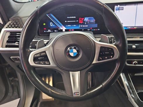 Used 2023 BMW X7 xDrive40i w/ M Sport Package AWD/4WD image 10