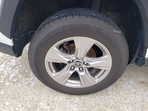 Used 2023 Toyota RAV4 XLE image 46