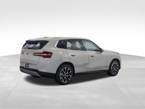 New 2025 BMW X3 xDrive30i w/ Premium Package image 5