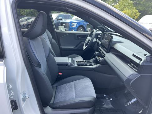 Used 2026 Toyota RAV4 XSE w/ Panoramic Sun Roof Package AWD/4WD image 27
