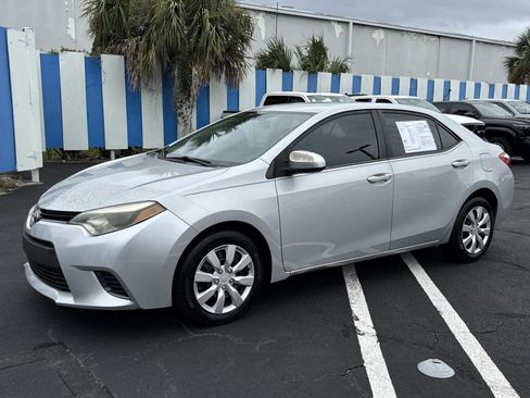 Used 2015 Toyota Corolla LE image 7