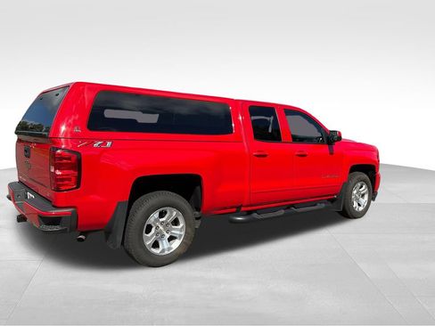 Used 2018 Chevrolet Silverado 1500 LT w/ All Star Edition AWD/4WD image 29