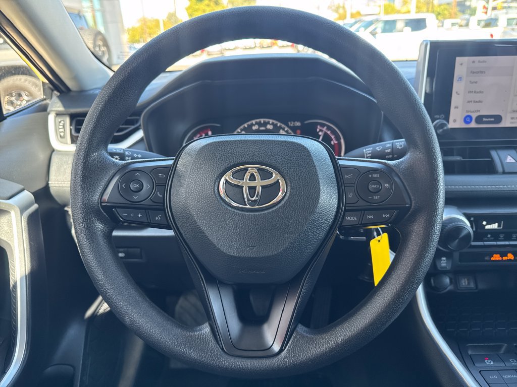 Certified 2025 Toyota RAV4 LE AWD/4WD image 14