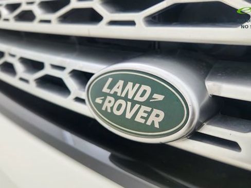 Used 2019 Land Rover Discovery HSE Luxury AWD/4WD image 17