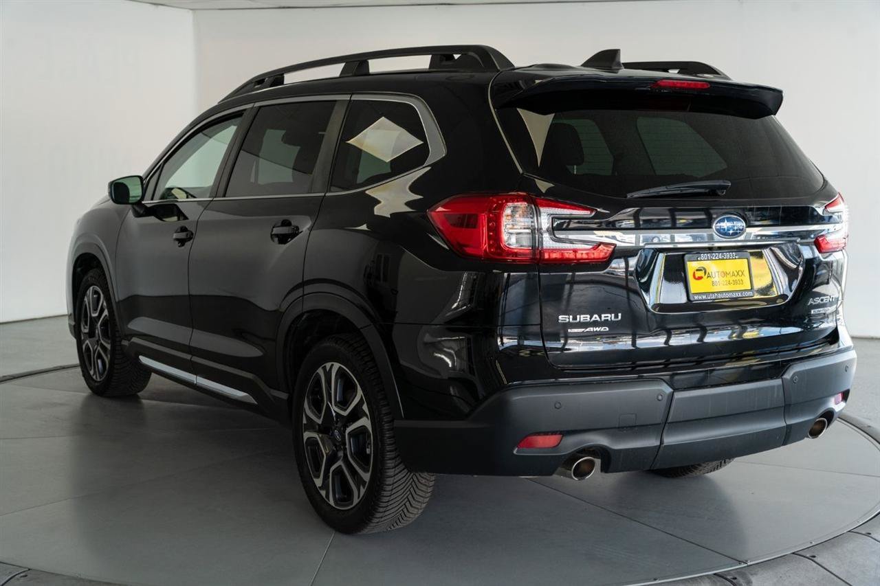 Used 2023 Subaru Ascent Limited AWD/4WD image 5