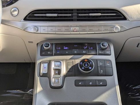 Used 2022 Hyundai Palisade SEL w/ 8P Bench Seat Package AWD/4WD image 20