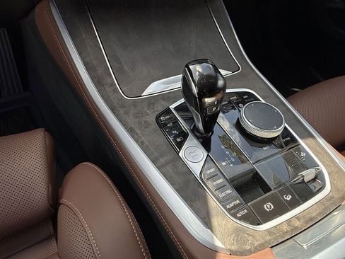 Used 2023 BMW X5 xDrive45e w/ Parking Assistance Package image 23