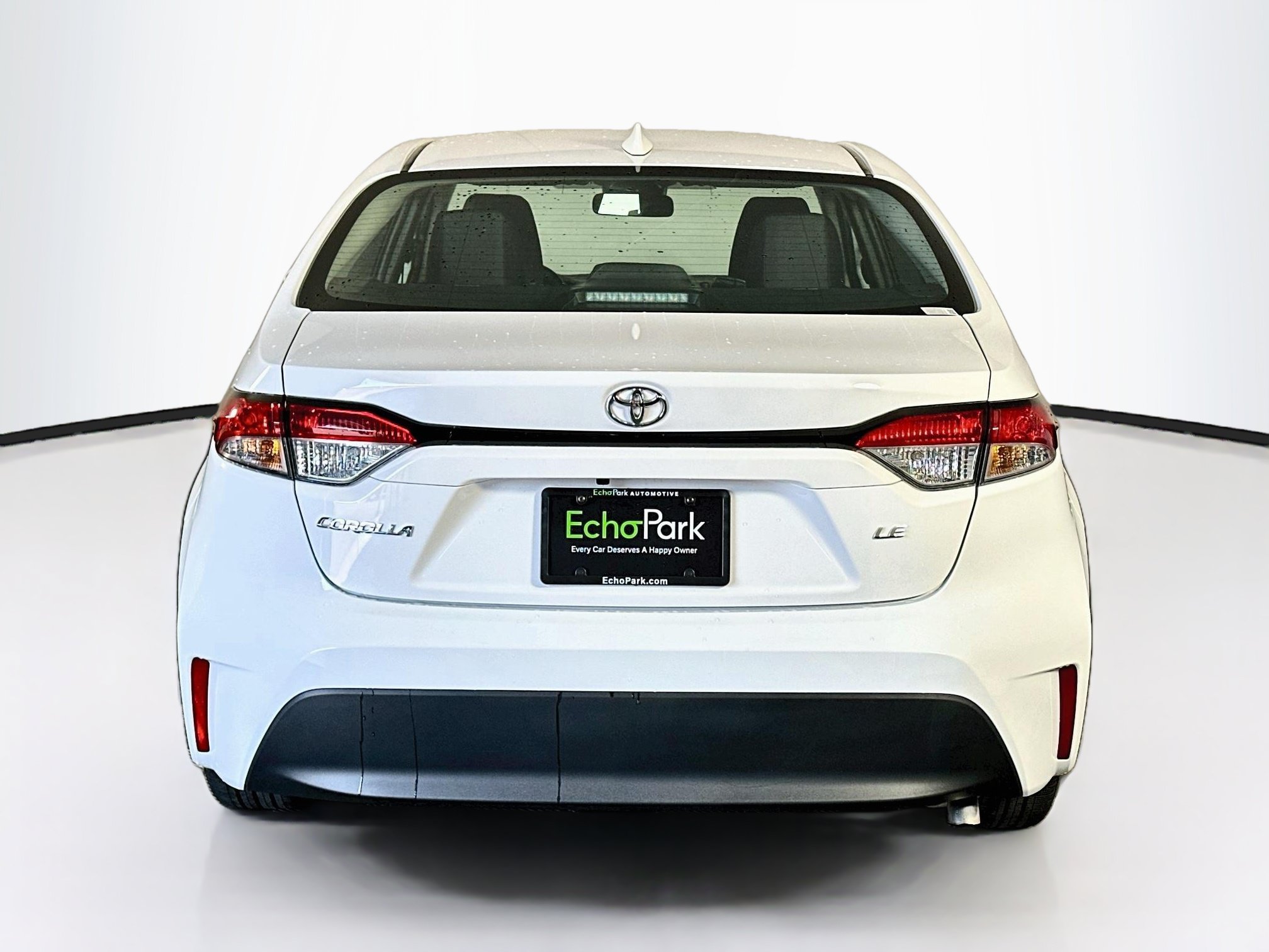 Used 2026 Toyota Corolla LE FWD image 7