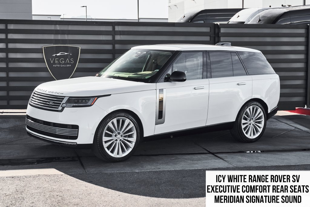 Used 2024 Land Rover Range Rover SV AWD/4WD image 1