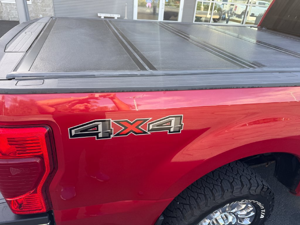 Certified 2020 Ford F250 XLT w/ XLT Premium Package AWD/4WD image 9