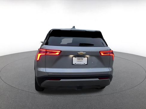 Used 2025 Chevrolet Equinox LT image 12