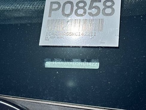 Certified 2024 Jeep Grand Cherokee Altitude AWD/4WD image 29