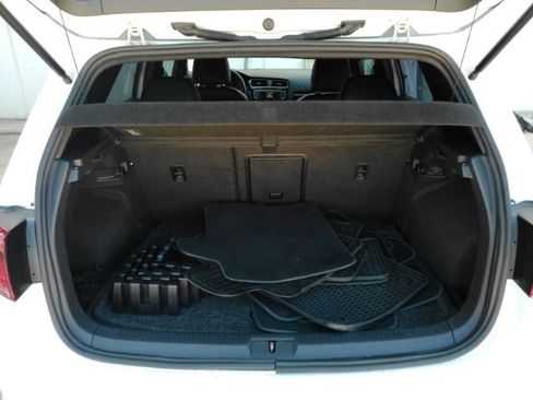 Used 2017 Volkswagen GTI SE FWD image 24