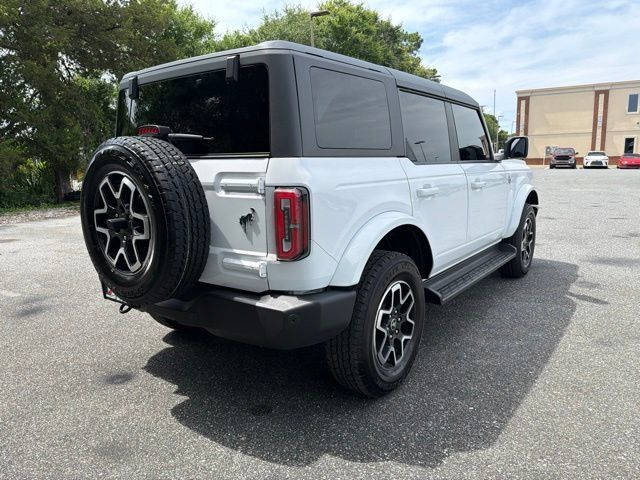 Used 2025 Ford Bronco Outer Banks AWD/4WD image 5