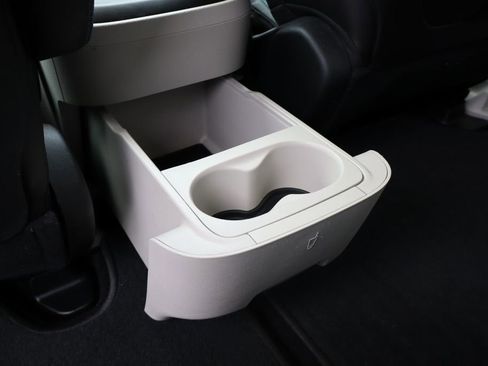 Used 2021 Chrysler Pacifica Touring-L w/ Uconnect Theater Family Group image 49